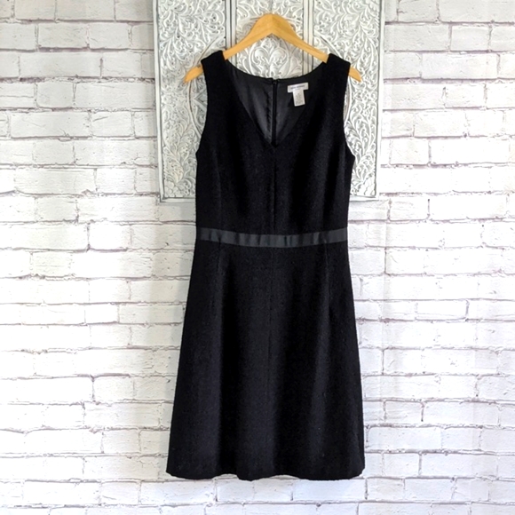 ISAAC MIZRAHI Sleeveless Lined Wool Blend Little Black Dress - Picture 10 of 15